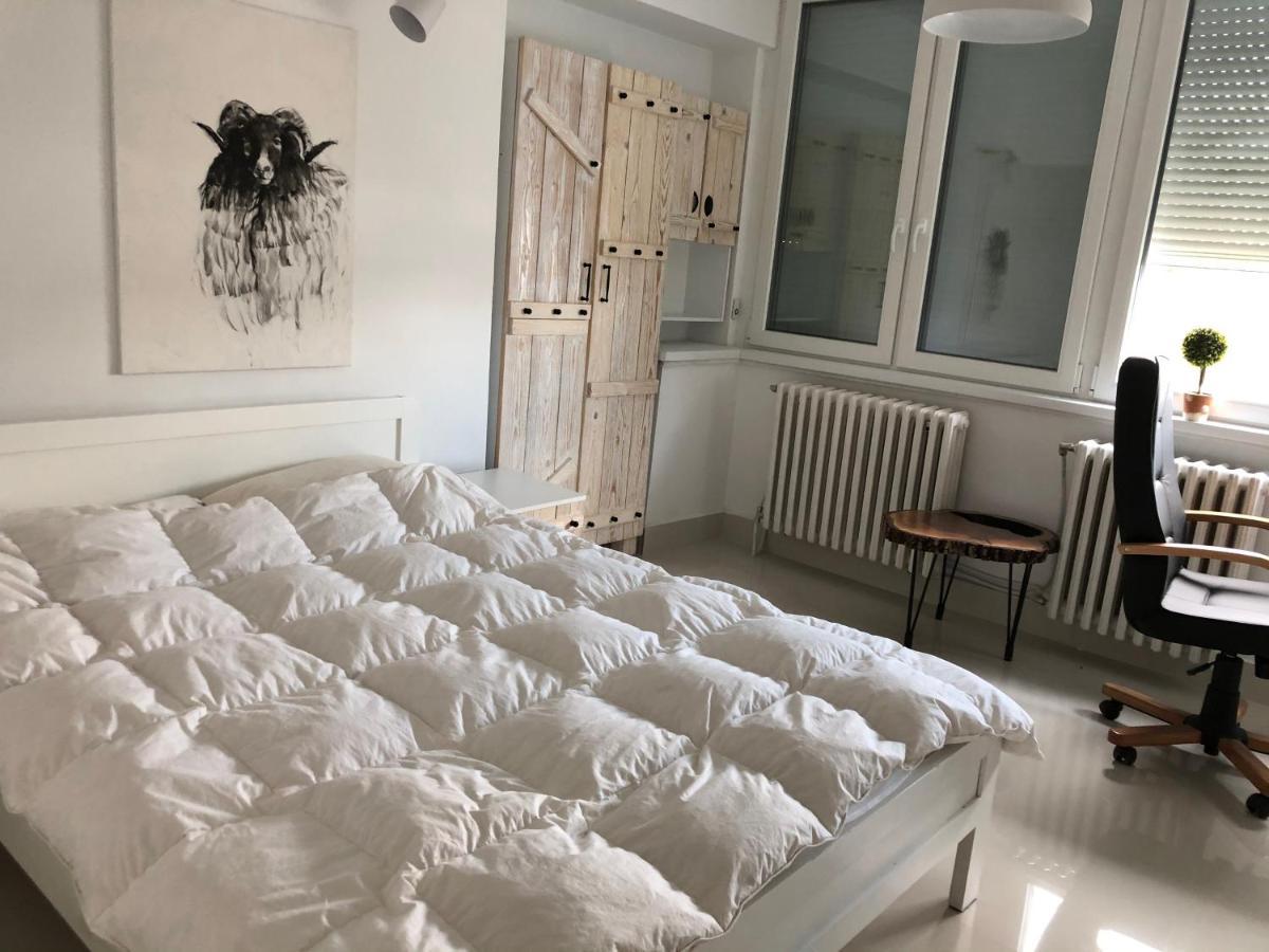 Artistic Luxury Apartment Skopje Luaran gambar